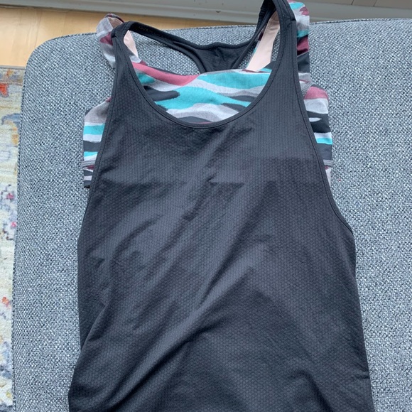 Lululemon tank with bra